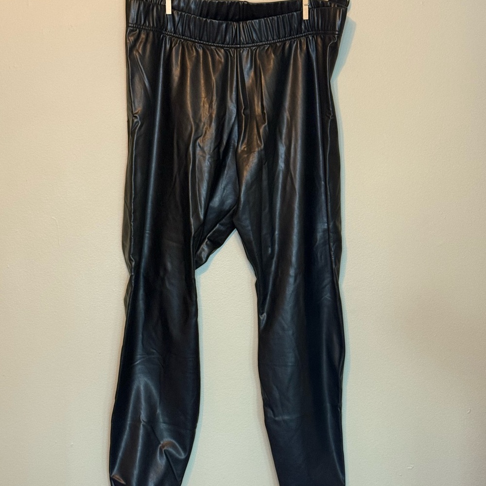 Old Navy Black Faux Leather Leggings